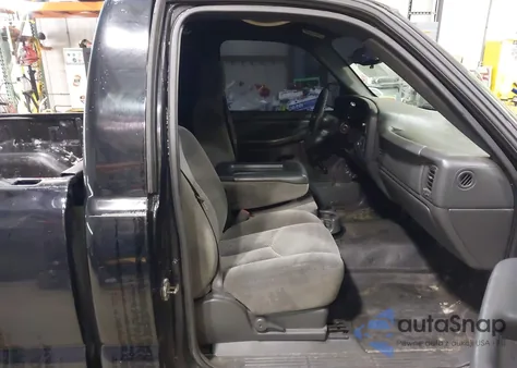 2007 Chevrolet Silverado 1500 Classic Work Truck z USA, uszkodzony, nr VIN 3GCEC14X07G238107